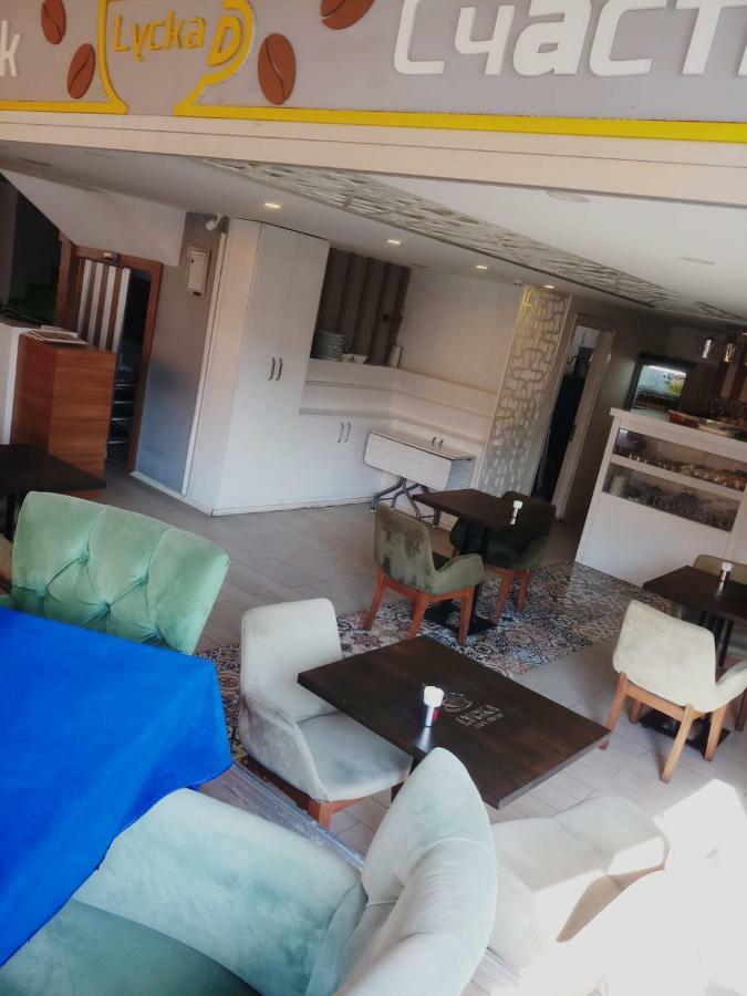 Ozturk Hotel Antalya Bagian luar foto